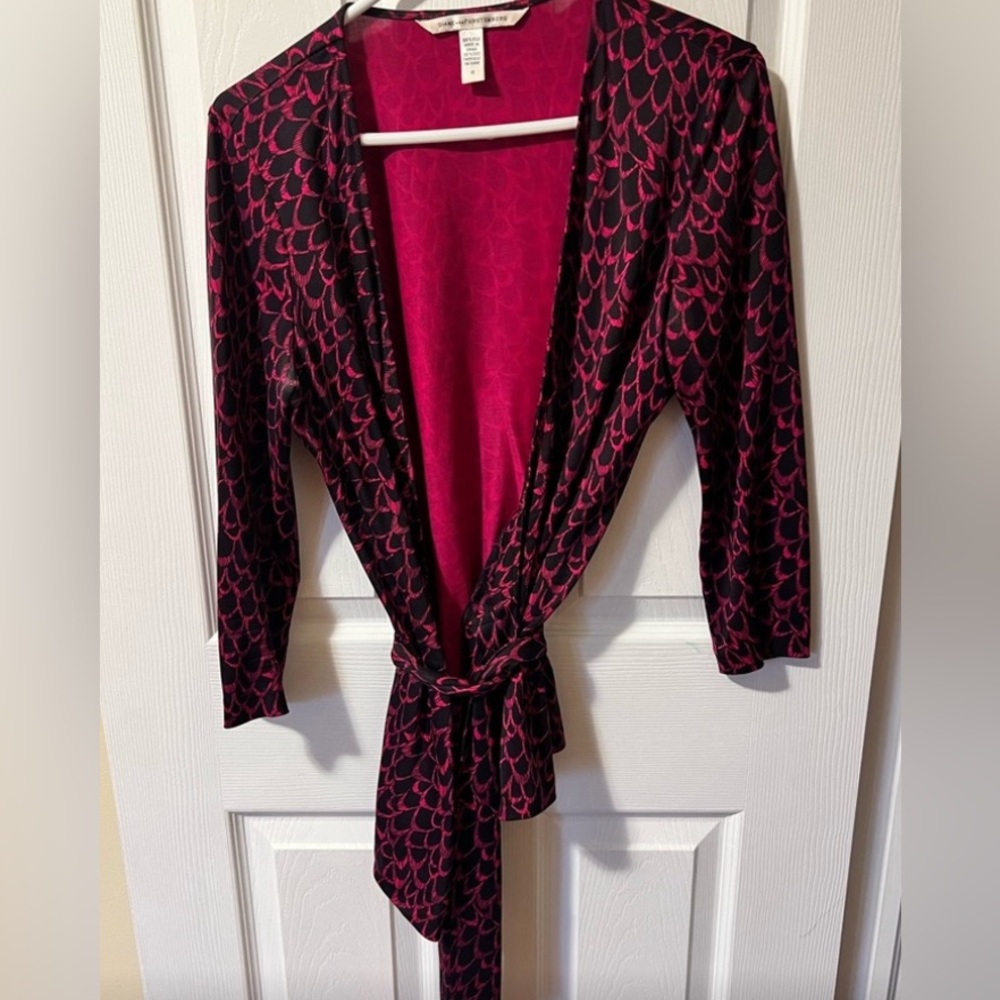 Diane Von Furstenberg Pink and Black Blouse